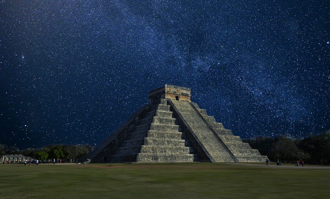 chichen itza, mexico, pyramid-1025099.jpg